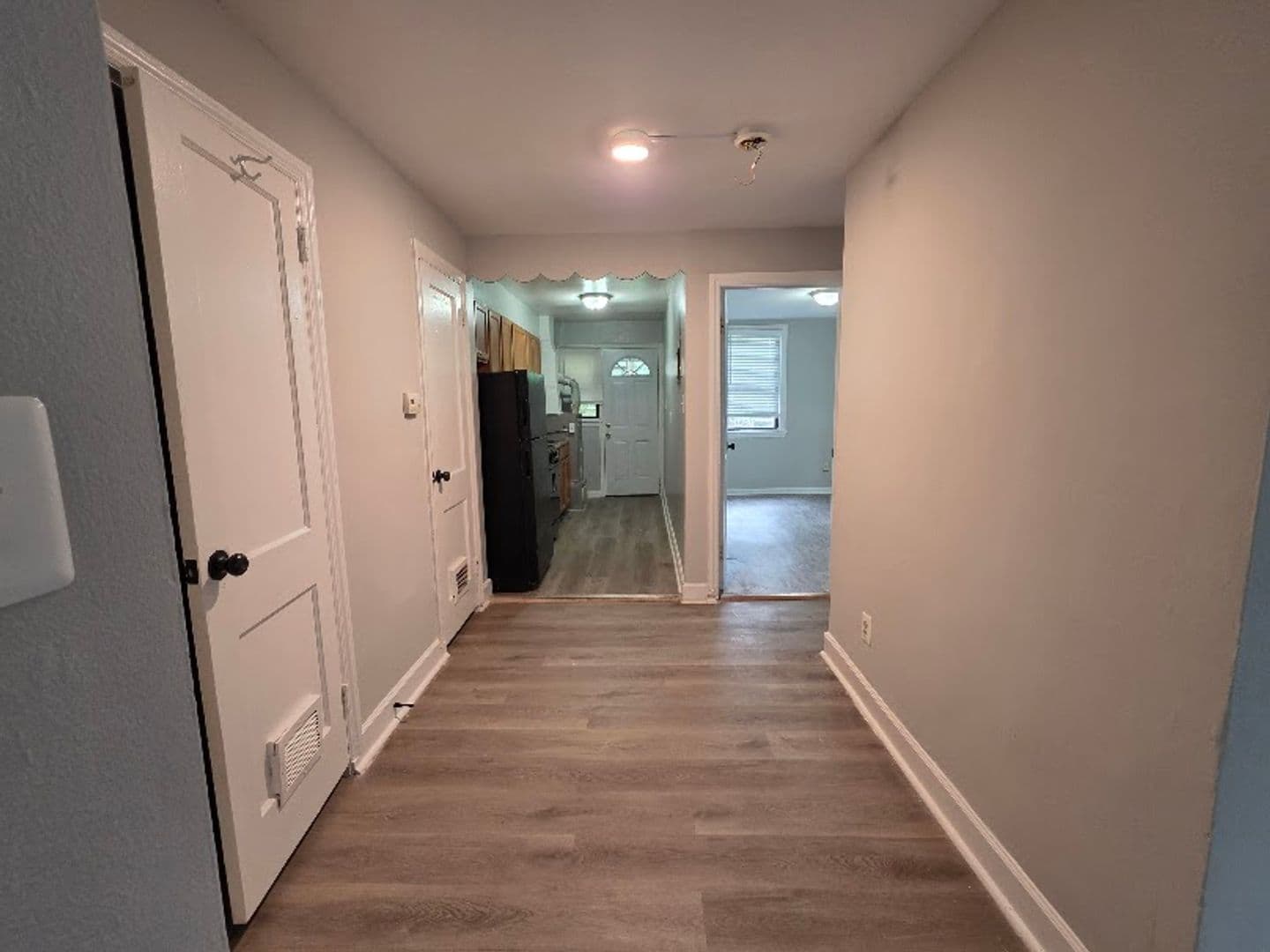 WASHINGTON Apartment: 427 BURBANK ST SE