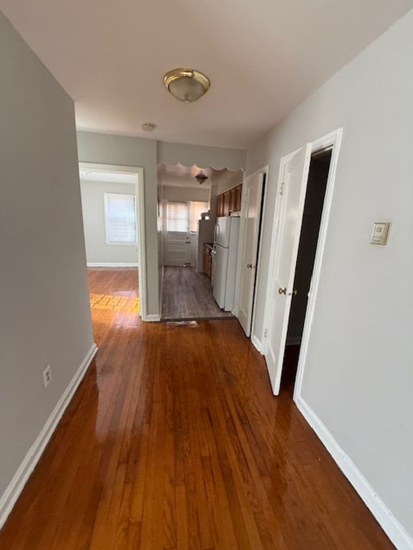 WASHINGTON Apartment: 429 BURBANK ST SE