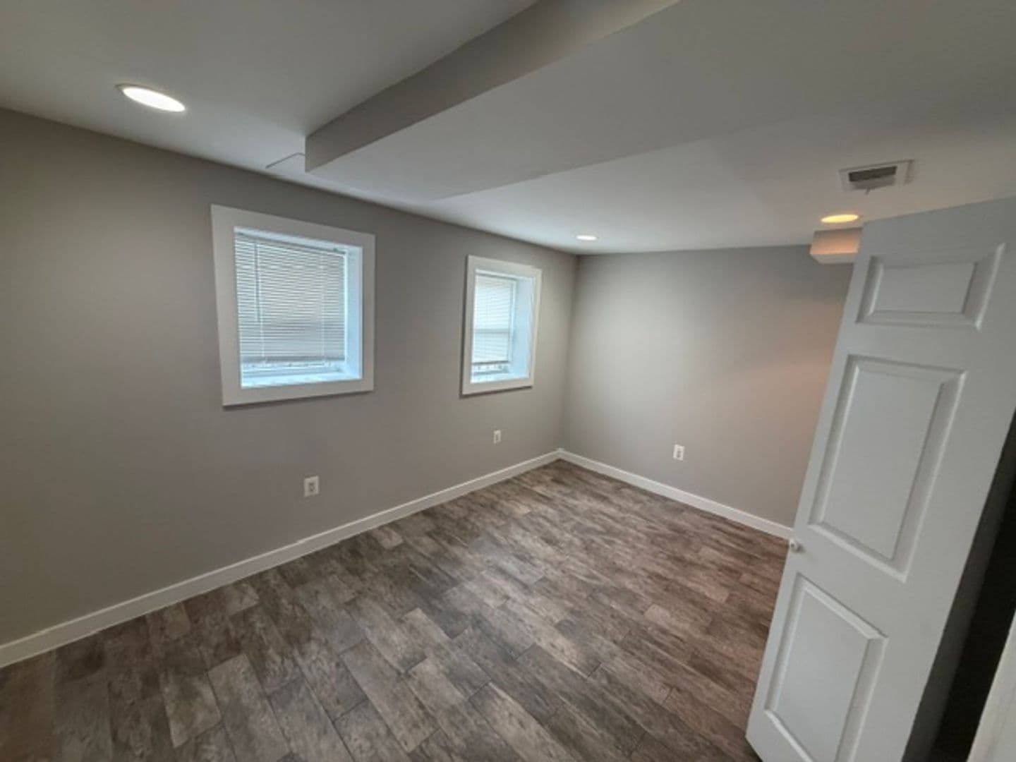 WASHINGTON Apartment: 74 WEBSTER ST NE