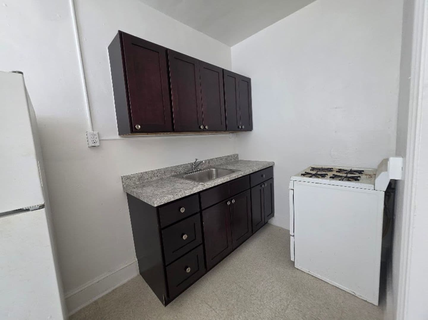 WASHINGTON Apartment: 3100 WARDER ST NW