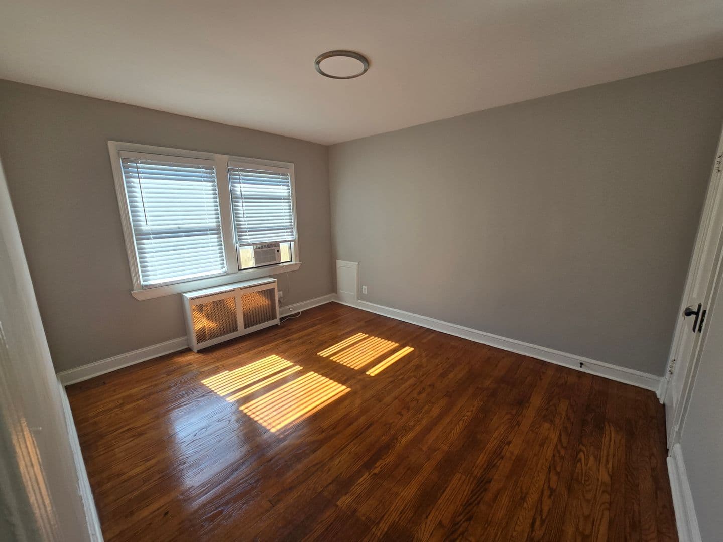 WASHINGTON Apartment: 5740 COLORADO AVE NW