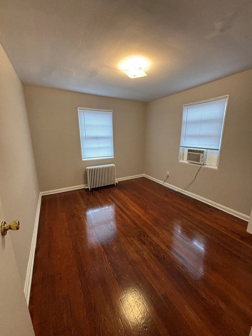 WASHINGTON Apartment: 208 KENILWORTH AVE NE