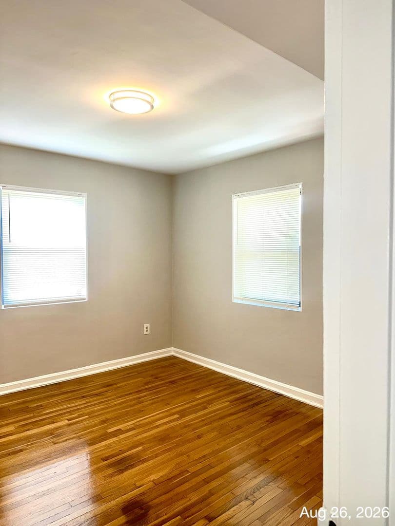 WASHINGTON Apartment: 4639 HUNT PL NE