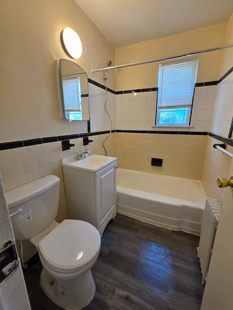 WASHINGTON Apartment: 136 KENILWORTH AVE NE