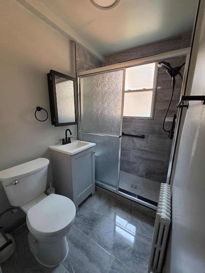WASHINGTON Apartment: 800 TAYLOR ST NE