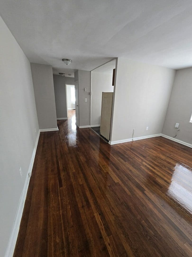 WASHINGTON Apartment: 214 KENILWORTH AVE NE