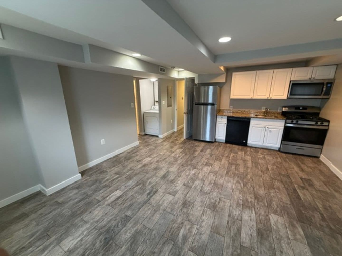 WASHINGTON Apartment: 74 WEBSTER ST NE
