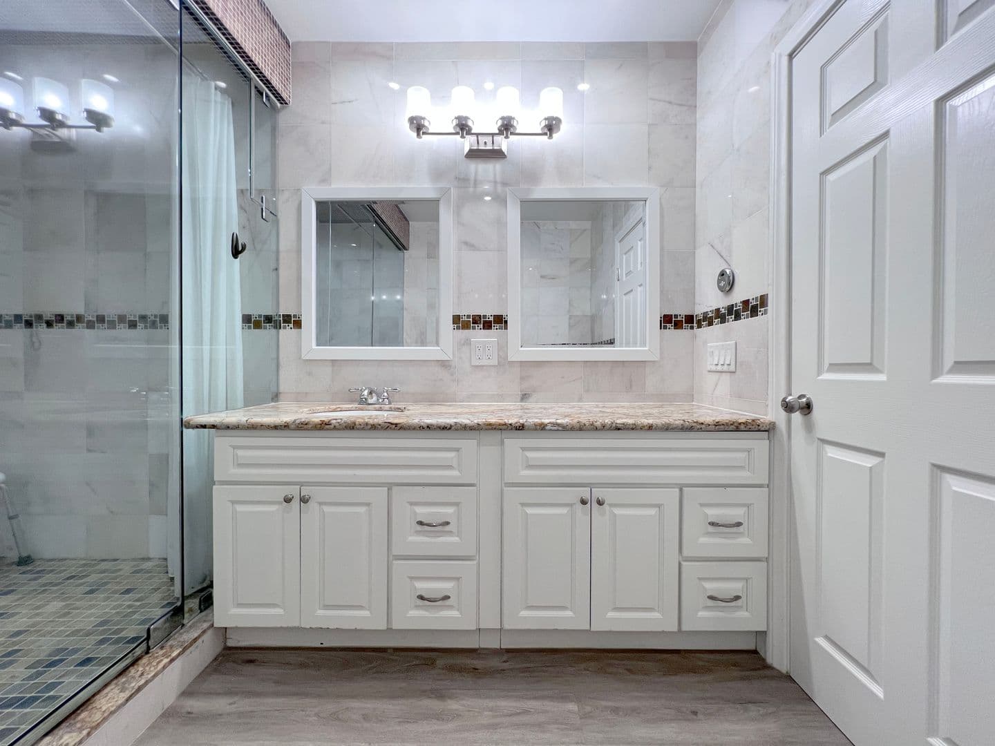 Huntington Beach House: 9362 Leilani Dr.