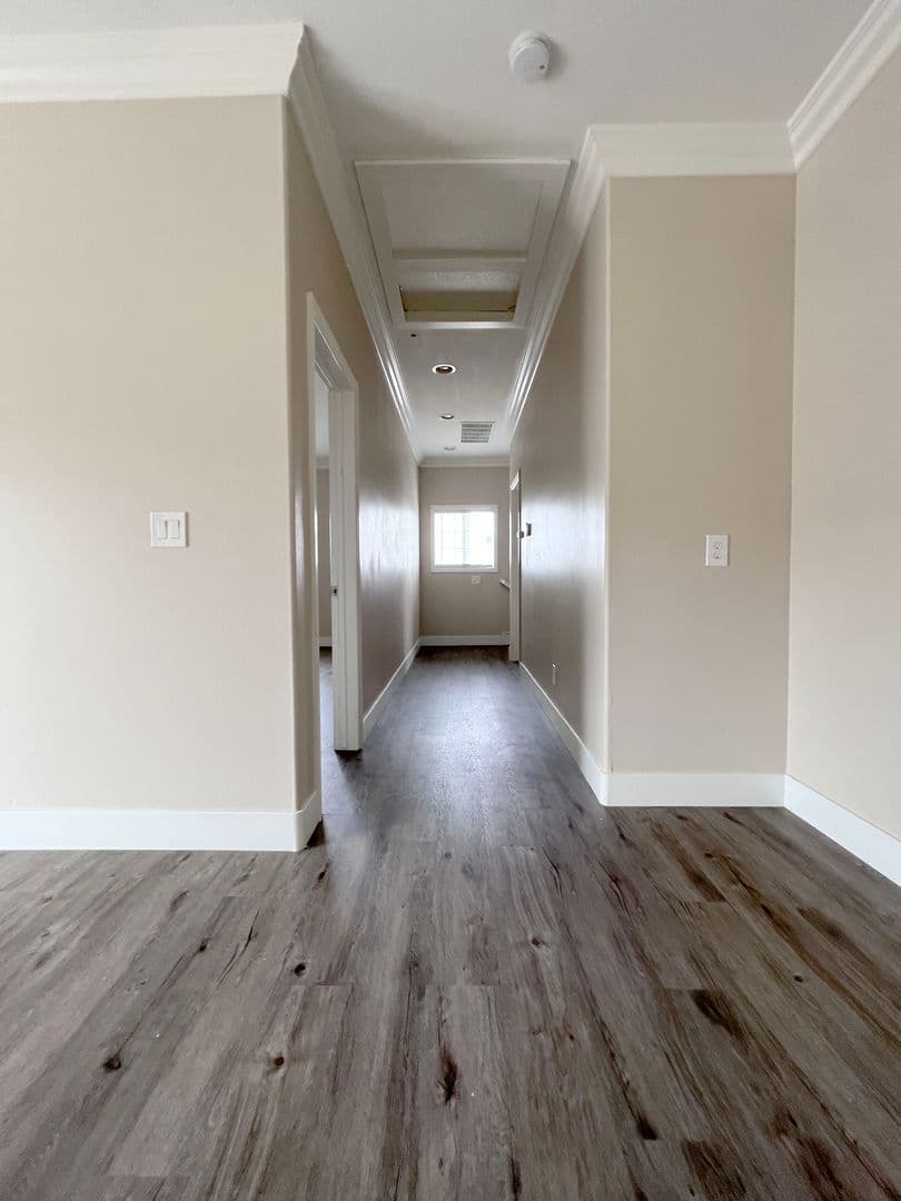 Huntington Beach House: 9362 Leilani Dr.