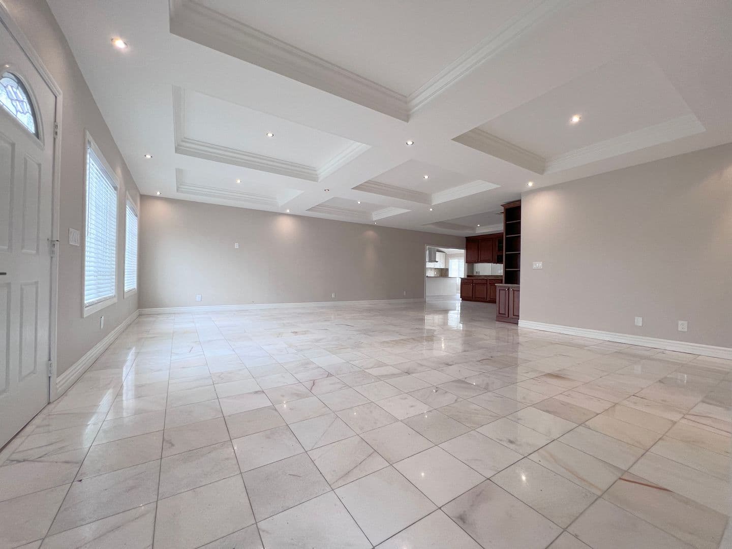 Huntington Beach House: 9362 Leilani Dr.