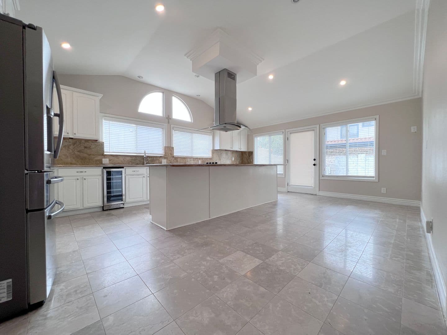 Huntington Beach House: 9362 Leilani Dr.