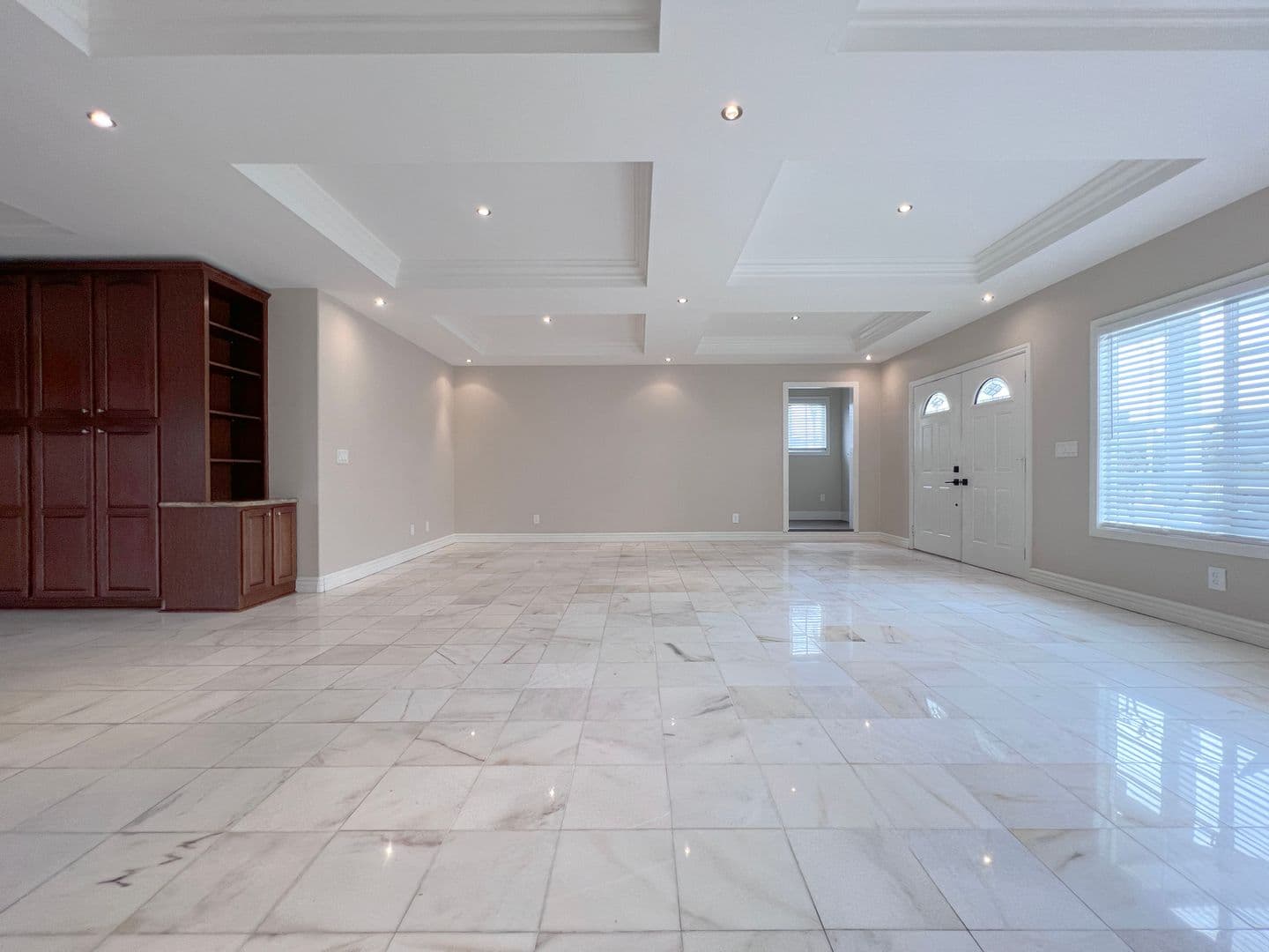 Huntington Beach House: 9362 Leilani Dr.