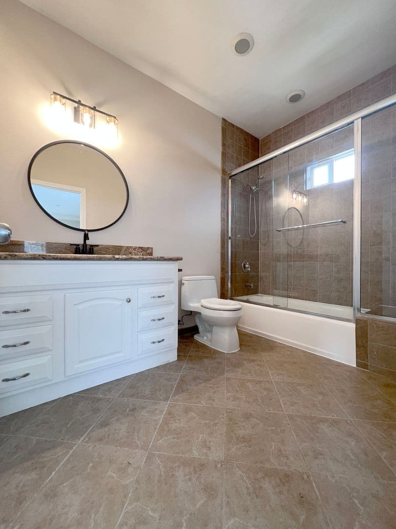Huntington Beach House: 9362 Leilani Dr.