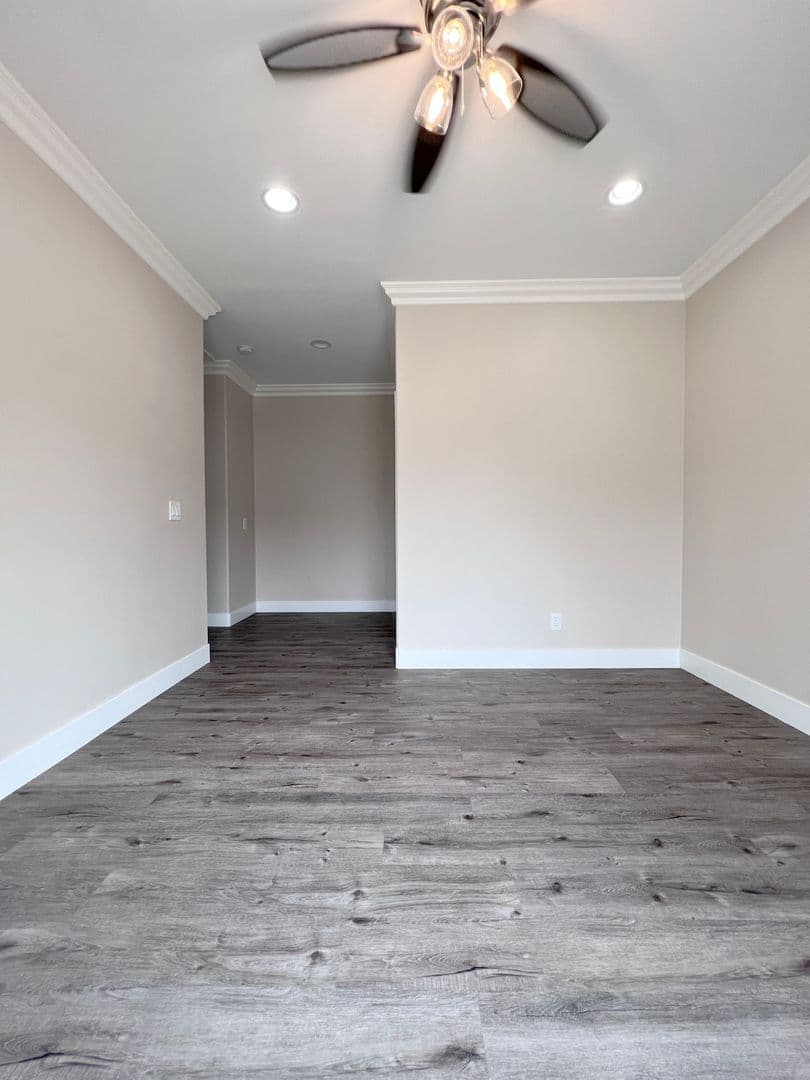 Huntington Beach House: 9362 Leilani Dr.