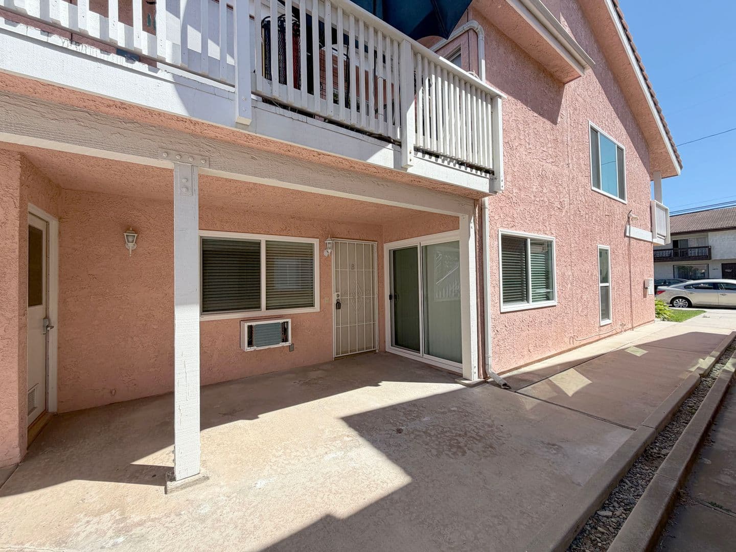 Huntington Beach Apartment: 5051 Dunbar Dr.