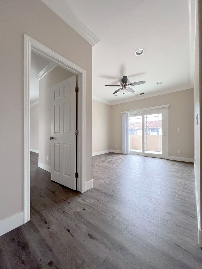 Huntington Beach House: 9362 Leilani Dr.