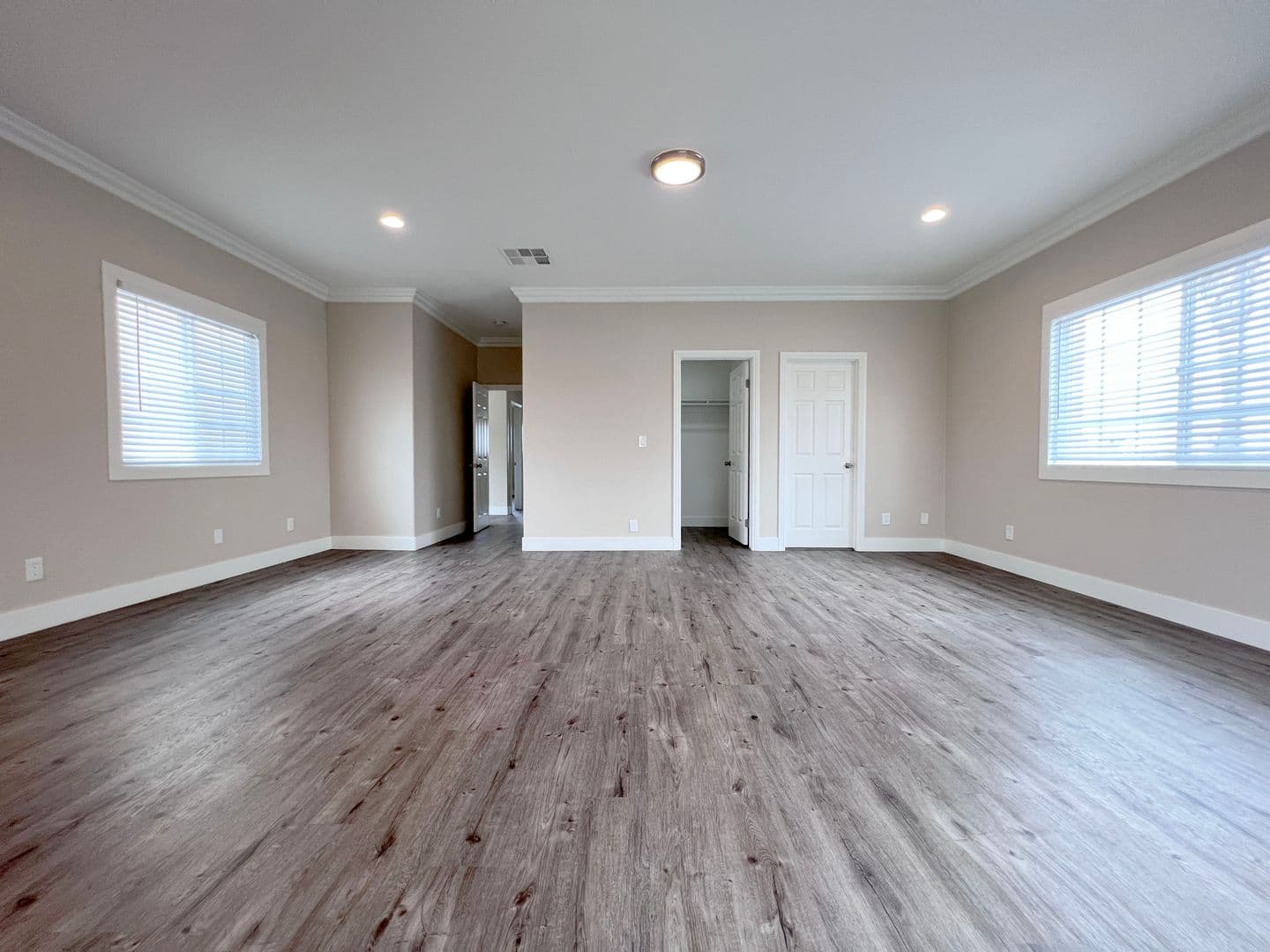 Huntington Beach House: 9362 Leilani Dr.