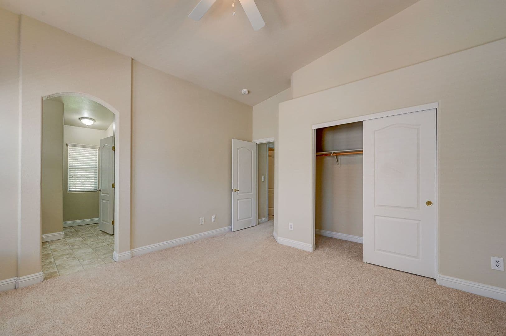 Las Vegas Townhome: 8744 Traveling Breeze Ave