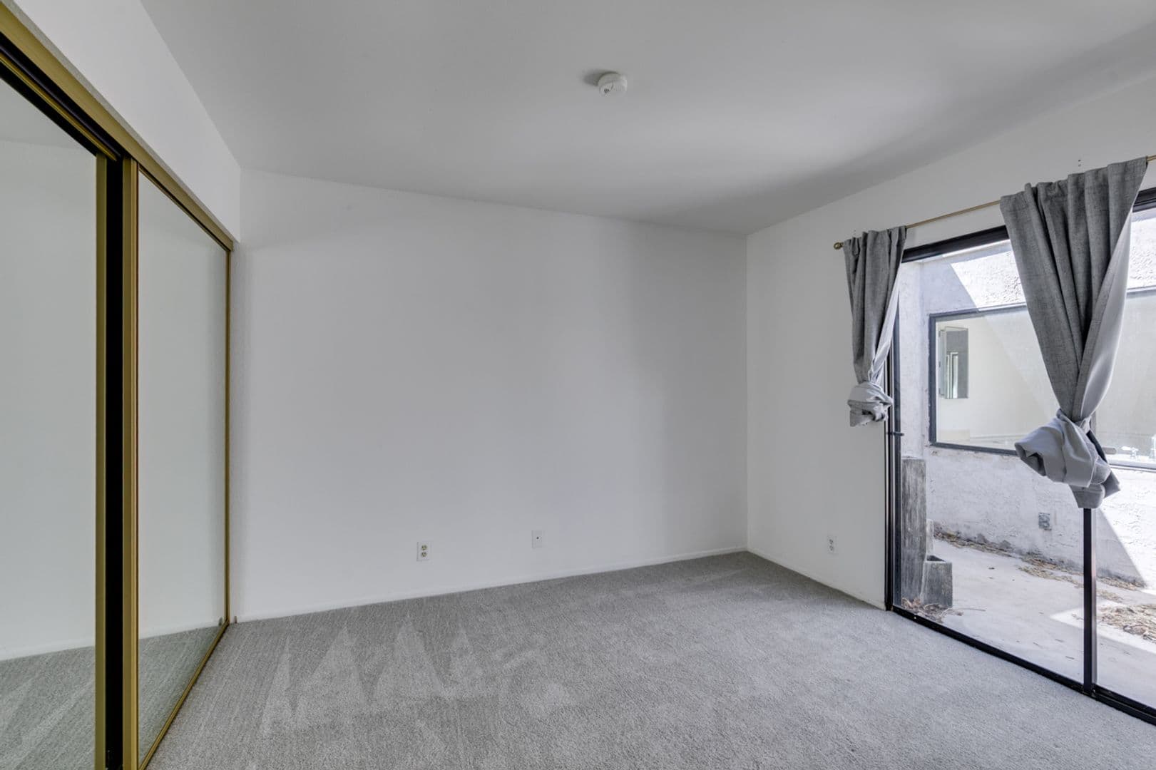 Las Vegas Townhome: 3452 Pino Cir