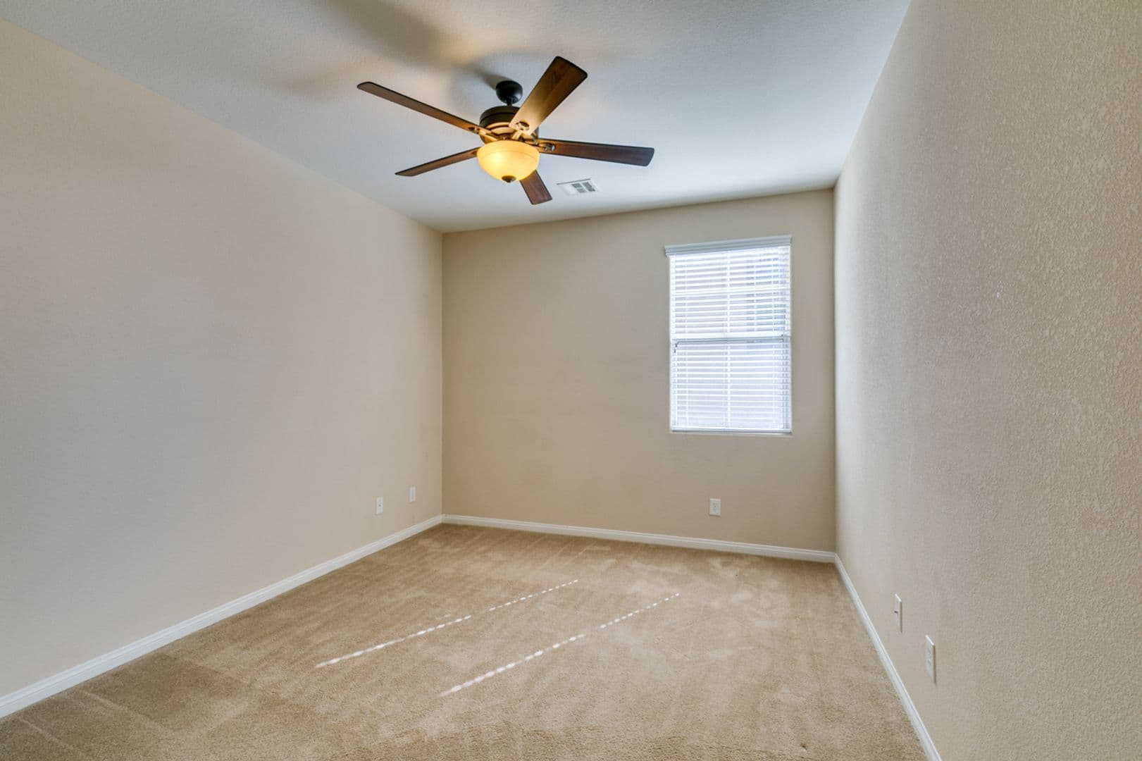 Henderson House: 1178 Yellow Orchid St