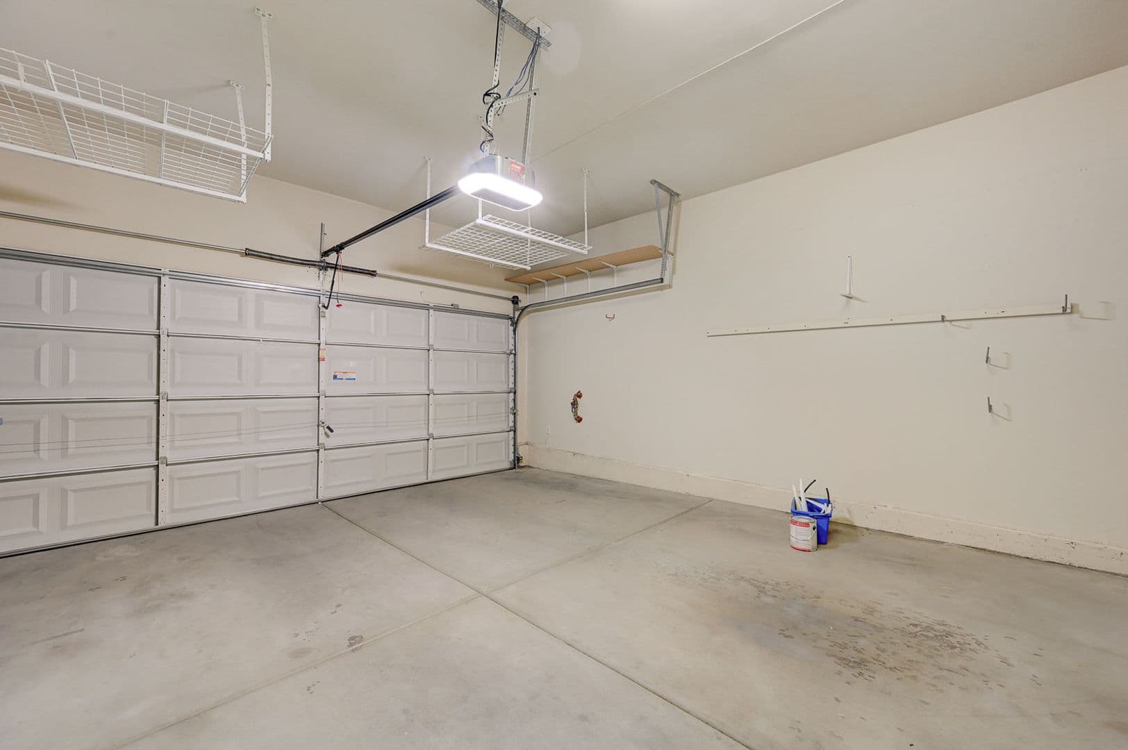 Las Vegas Townhome: 8744 Traveling Breeze Ave