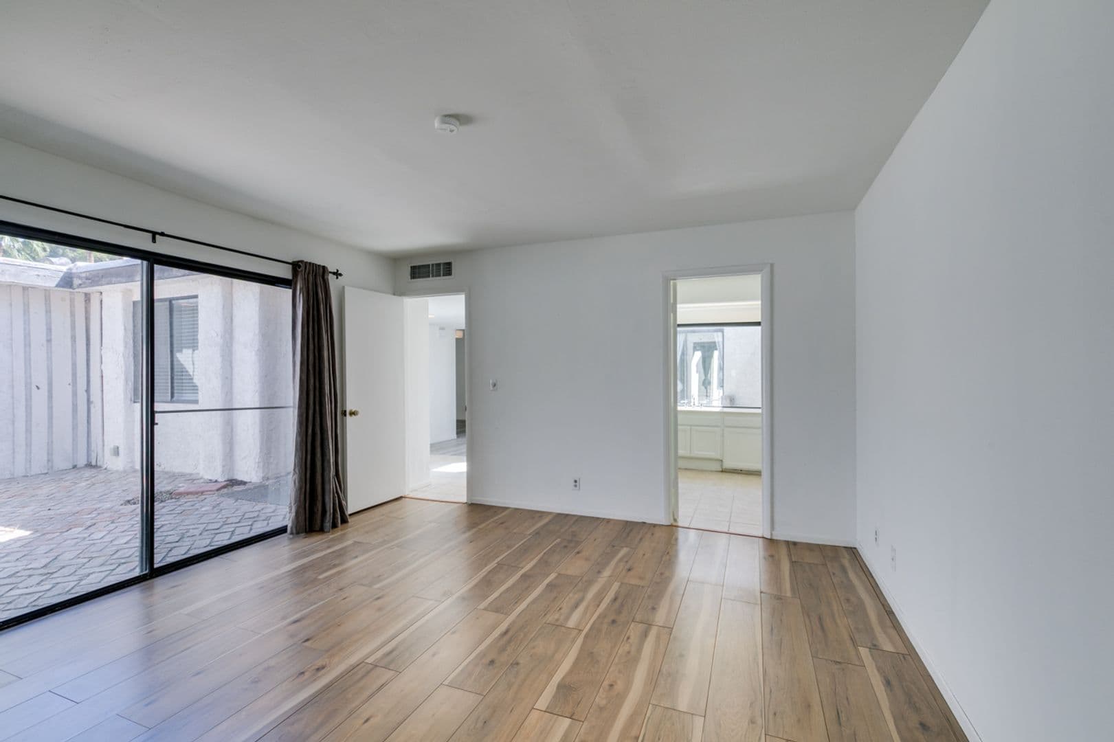 Las Vegas Townhome: 3452 Pino Cir