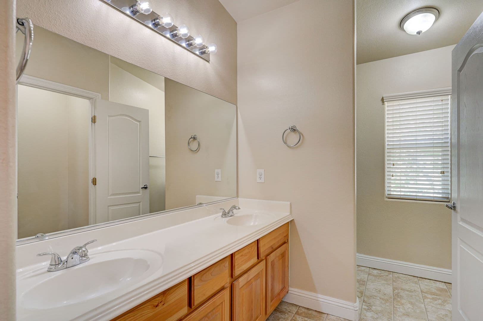 Las Vegas Townhome: 8744 Traveling Breeze Ave