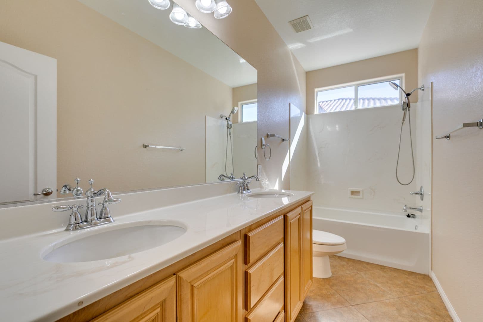 Henderson House: 1178 Yellow Orchid St
