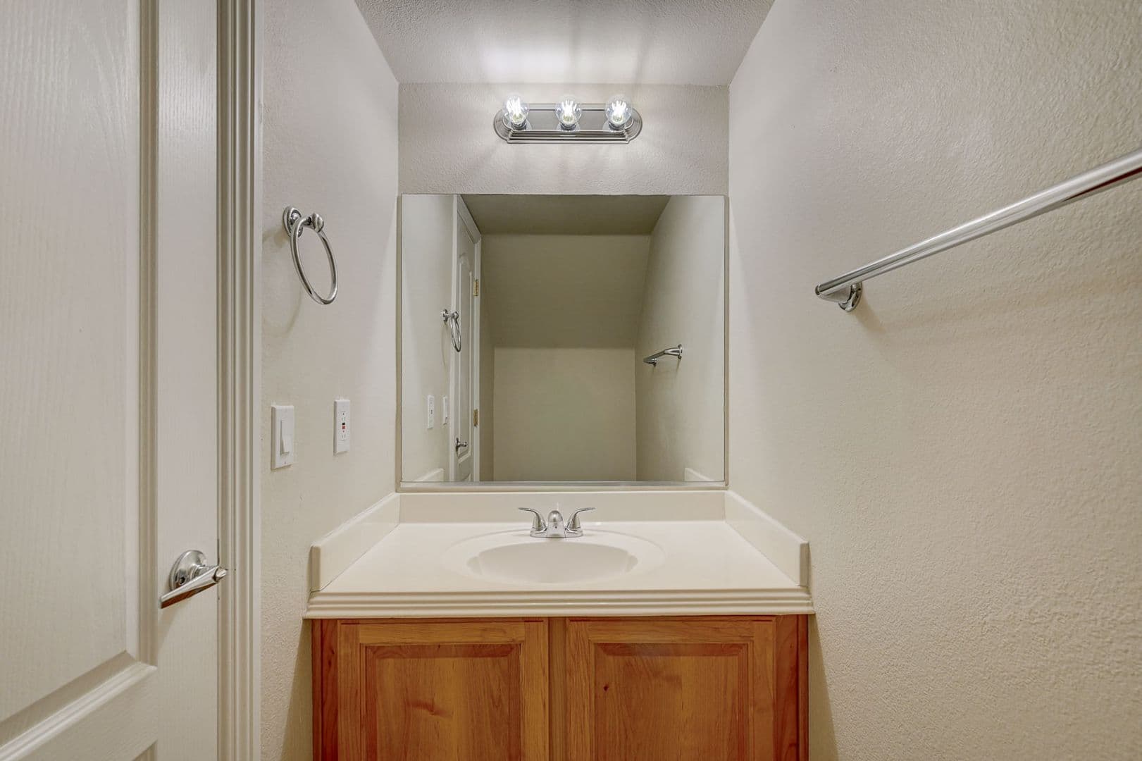 Las Vegas Townhome: 8744 Traveling Breeze Ave