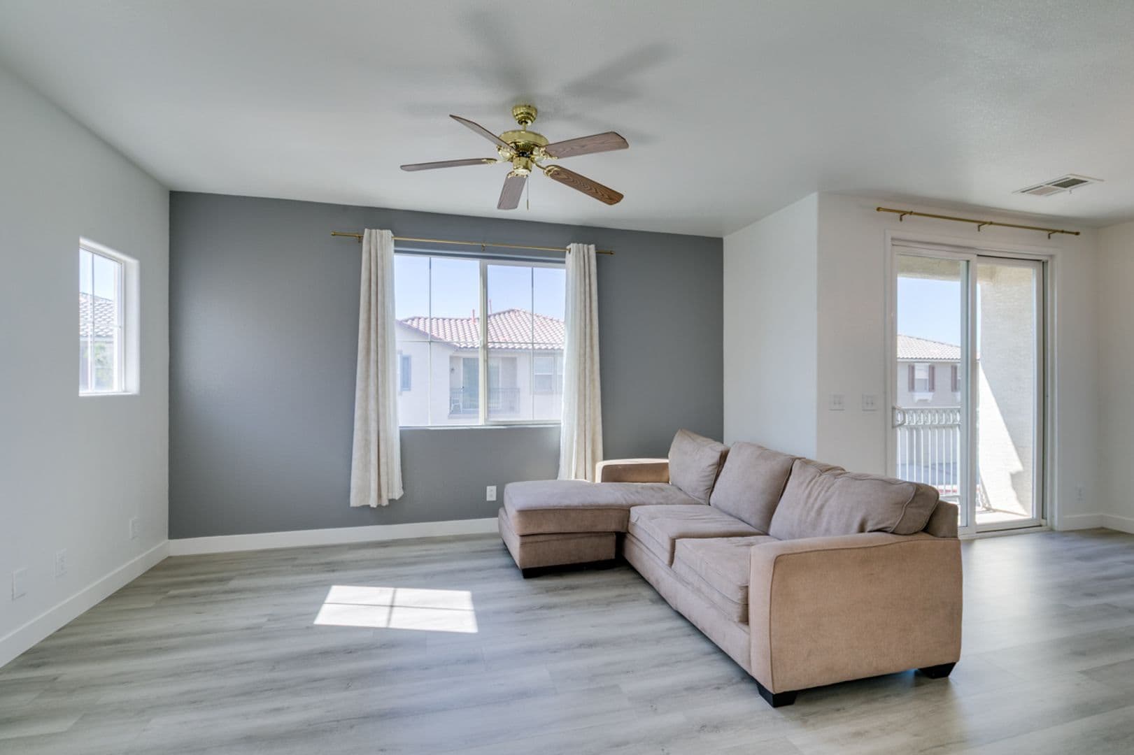 Las Vegas Townhome: 6255 W Arby