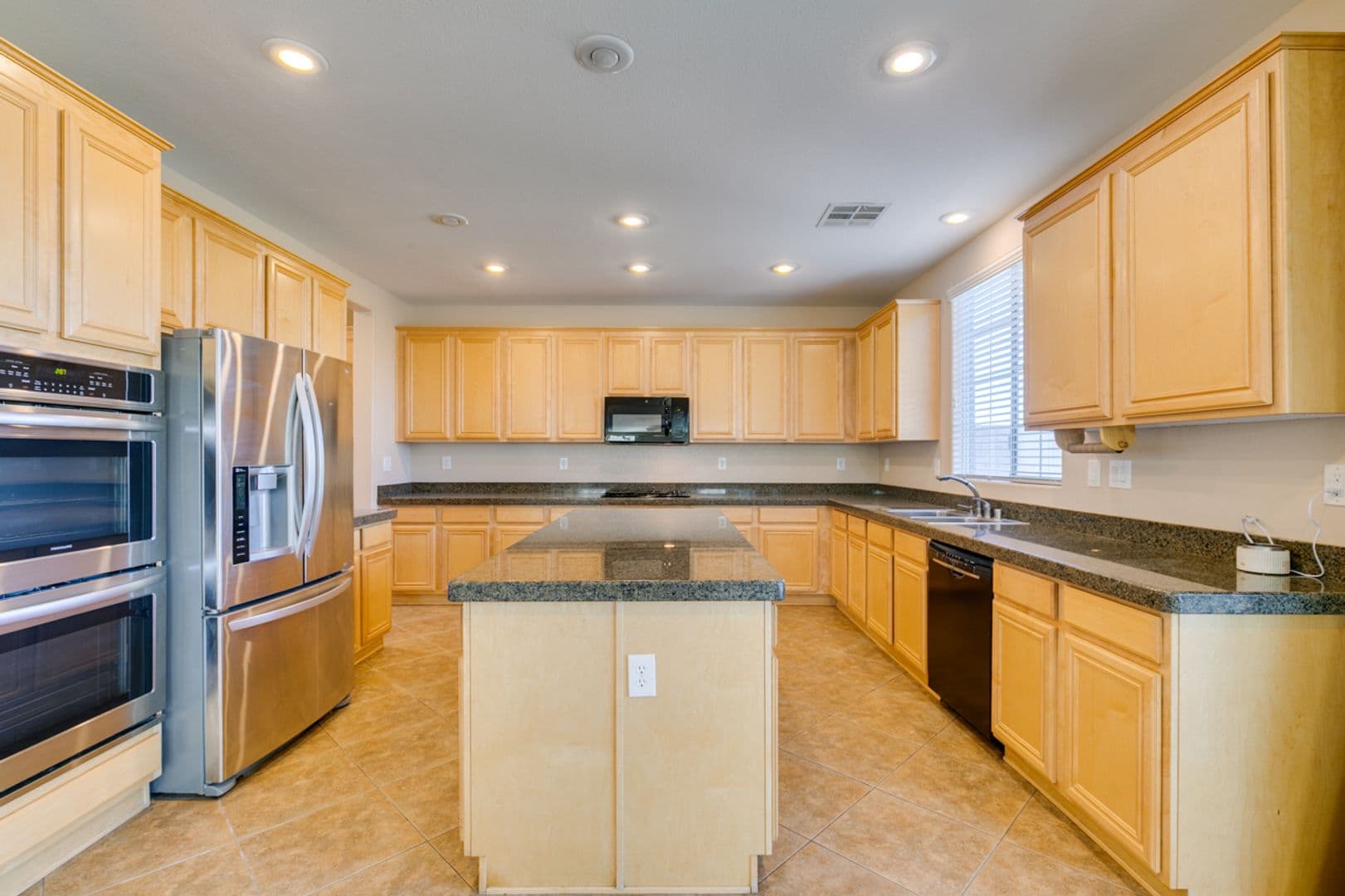 Henderson House: 1178 Yellow Orchid St
