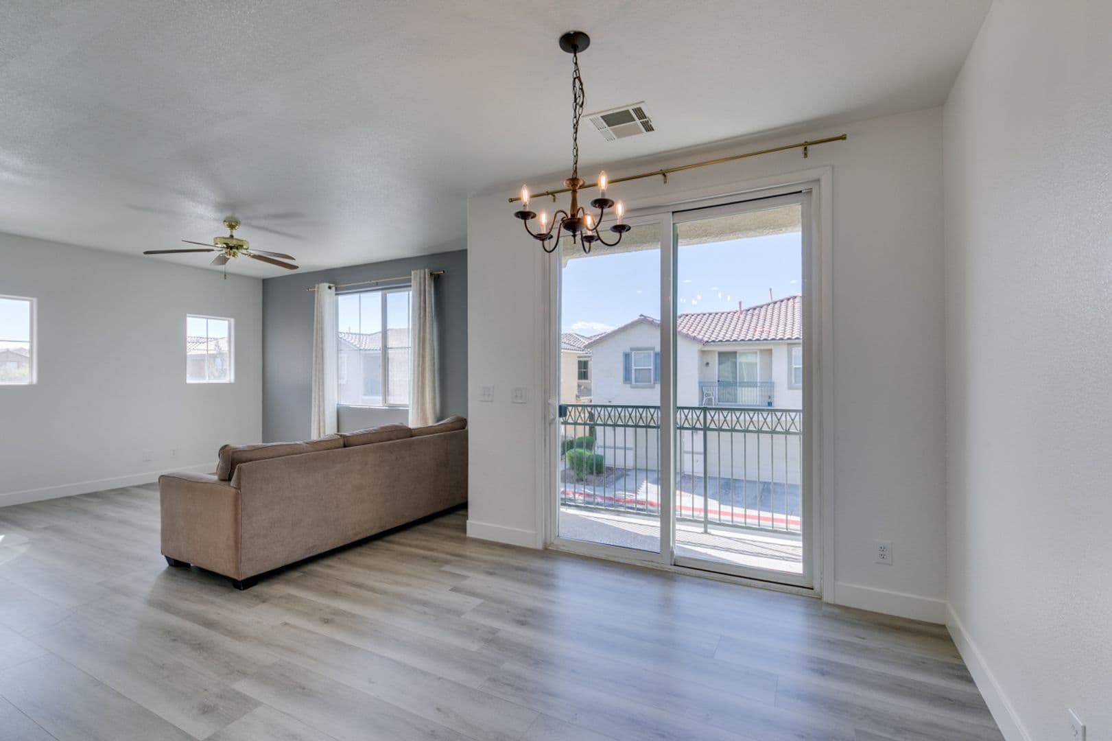 Las Vegas Townhome: 6255 W Arby