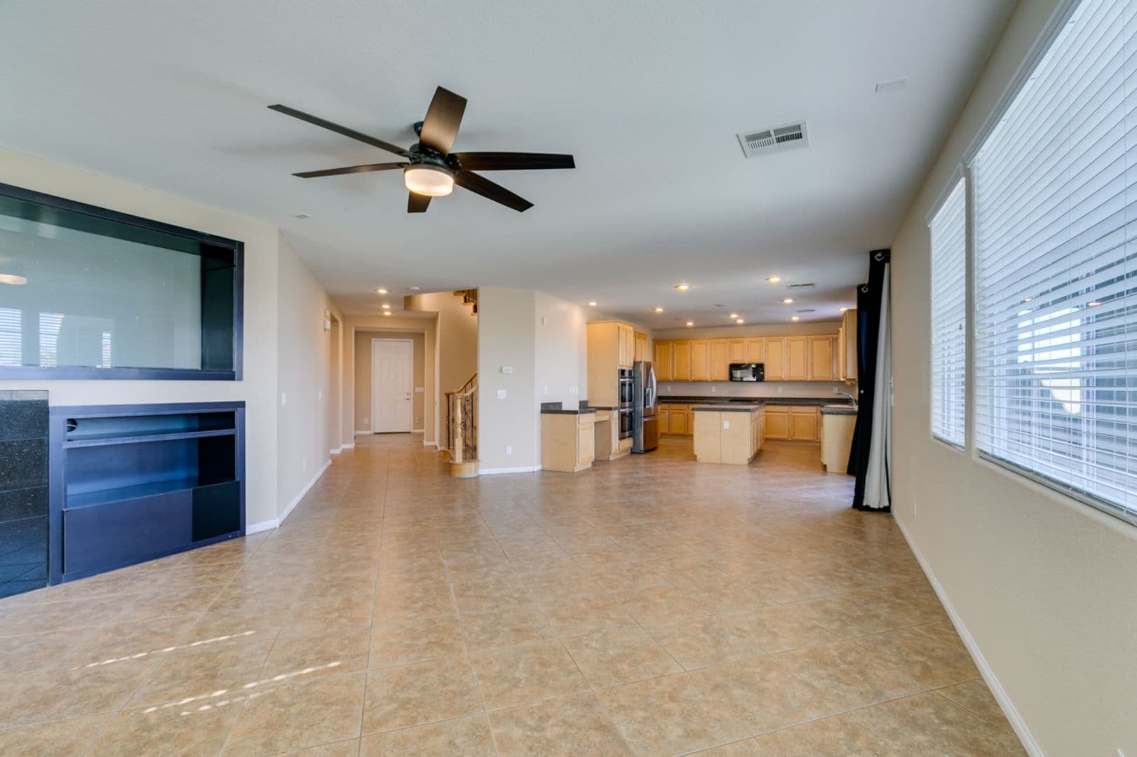Henderson House: 1178 Yellow Orchid St