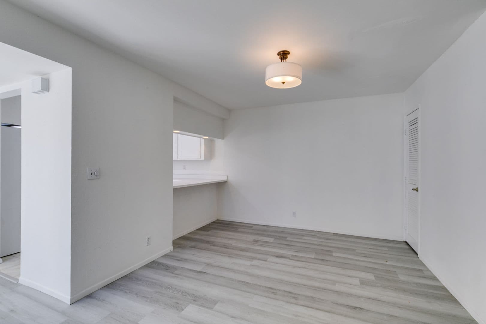 Las Vegas Townhome: 3452 Pino Cir