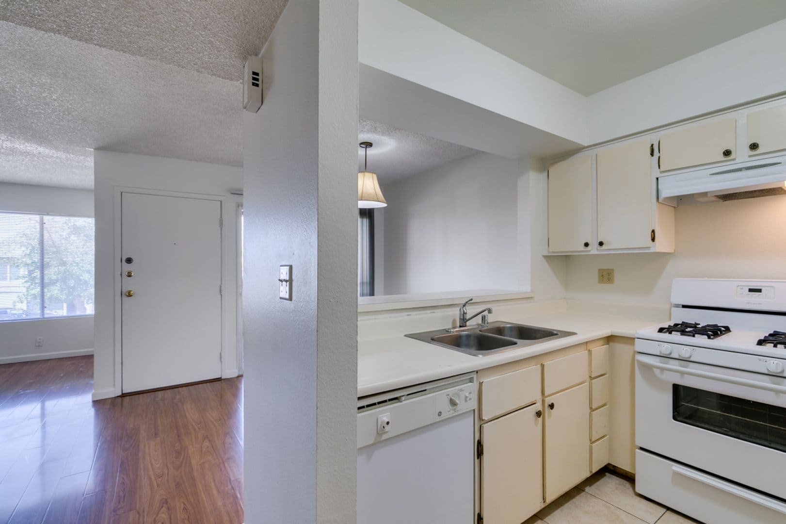 Las Vegas House: 1404 Santa Anita Drive