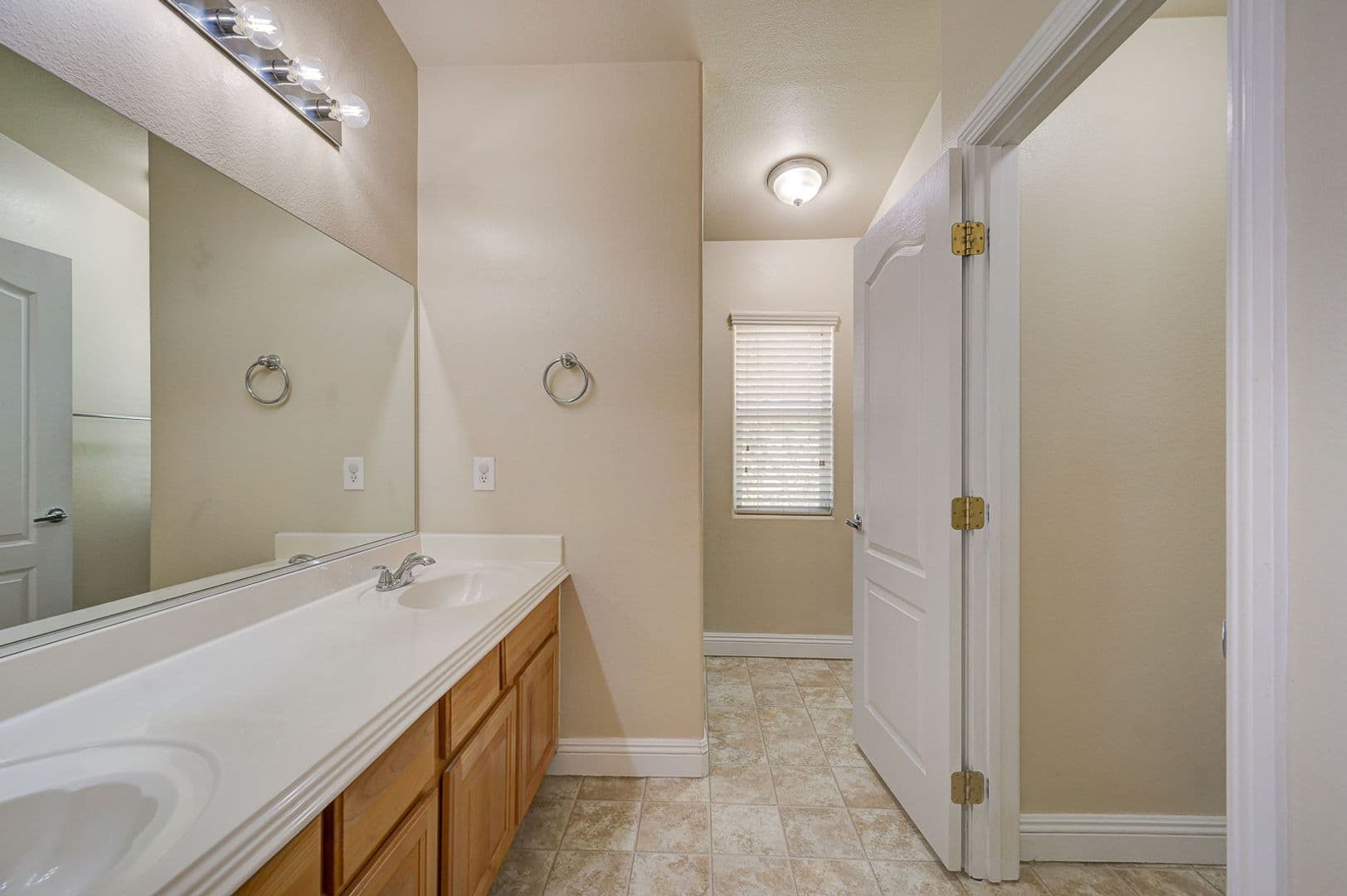 Las Vegas Townhome: 8744 Traveling Breeze Ave