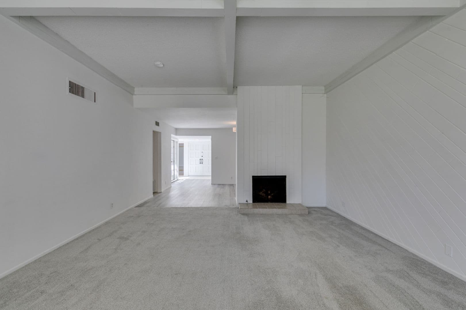 Las Vegas Townhome: 3452 Pino Cir
