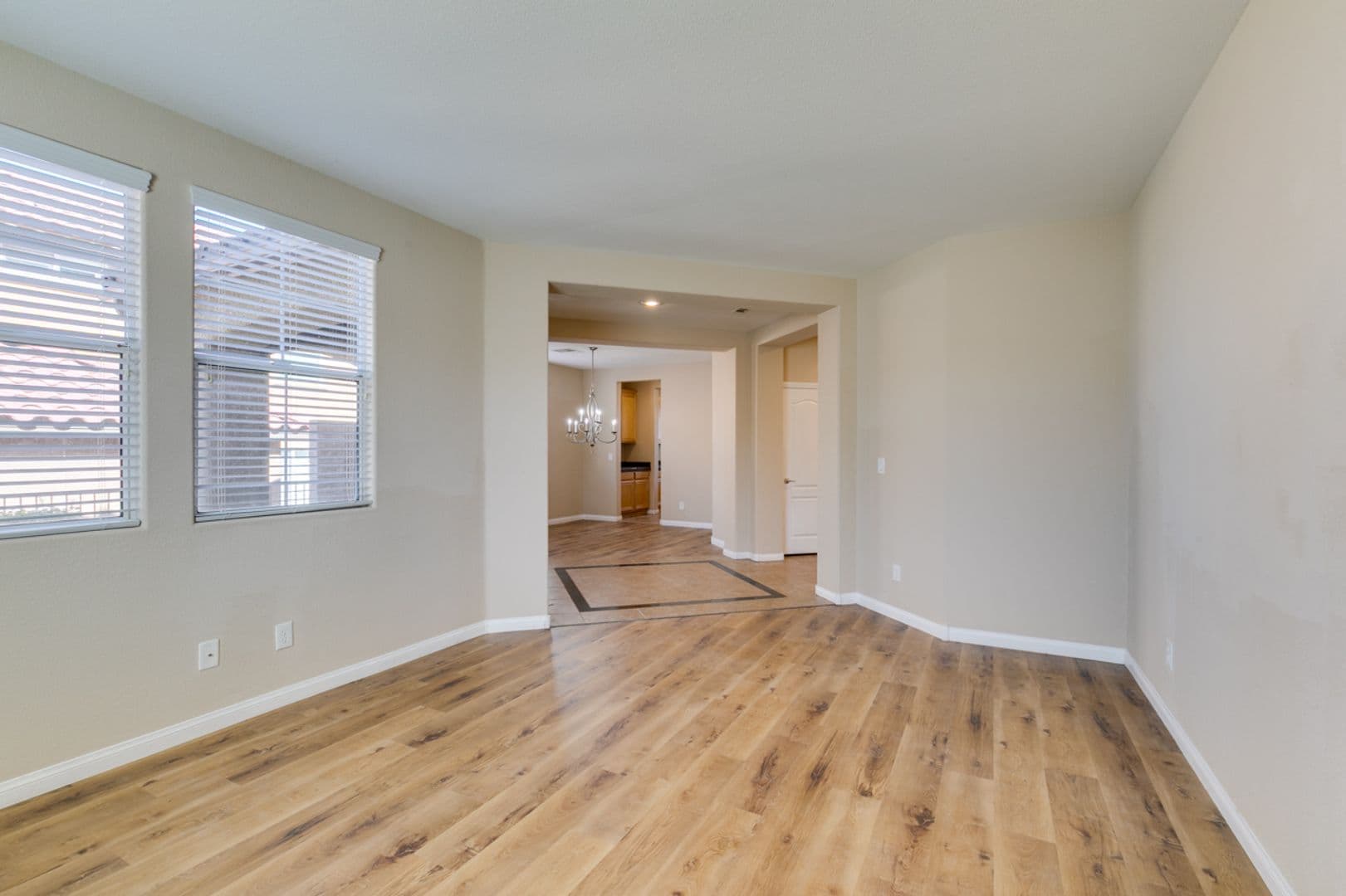 Henderson House: 1178 Yellow Orchid St