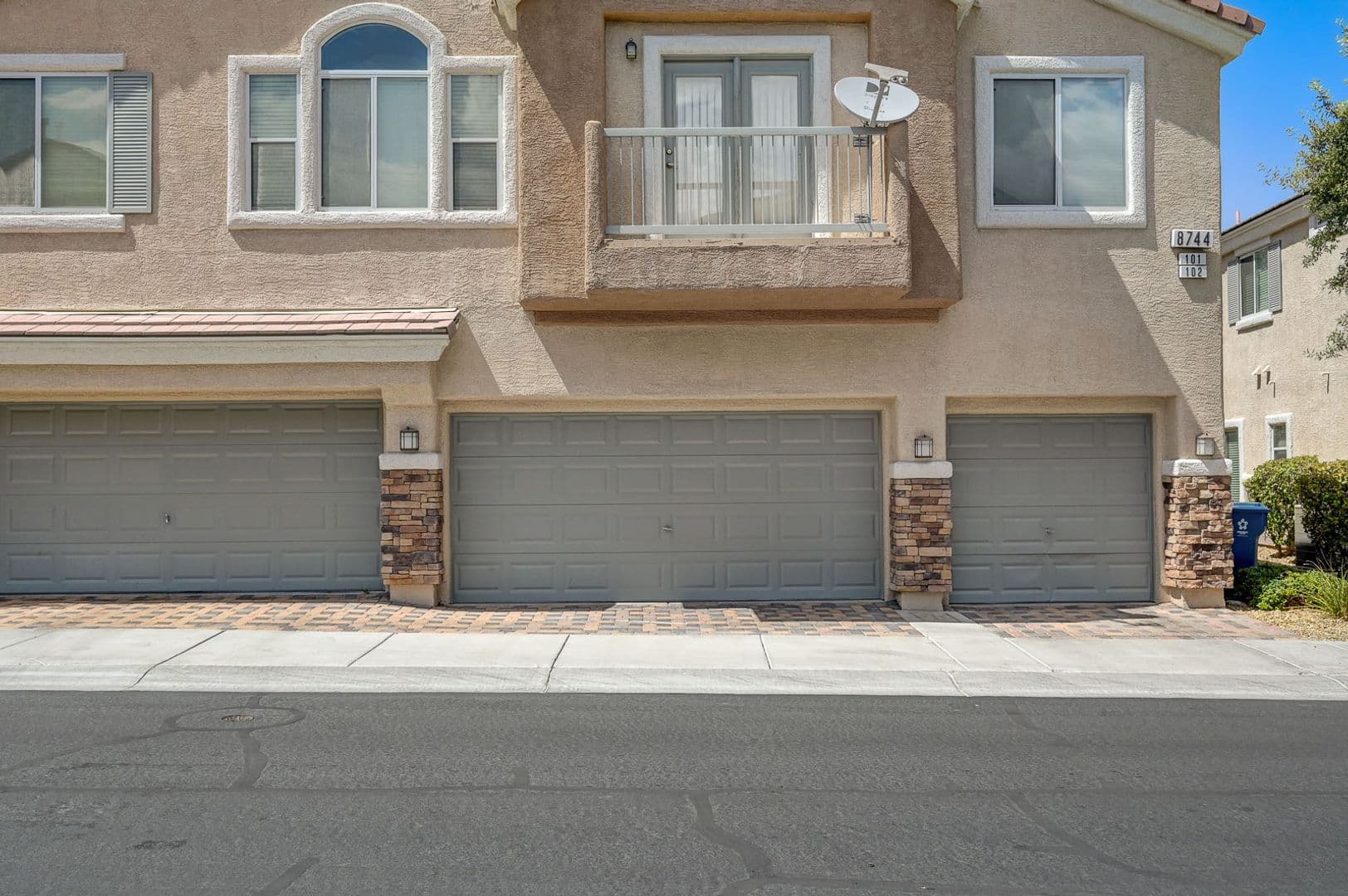 Las Vegas Townhome: 8744 Traveling Breeze Ave