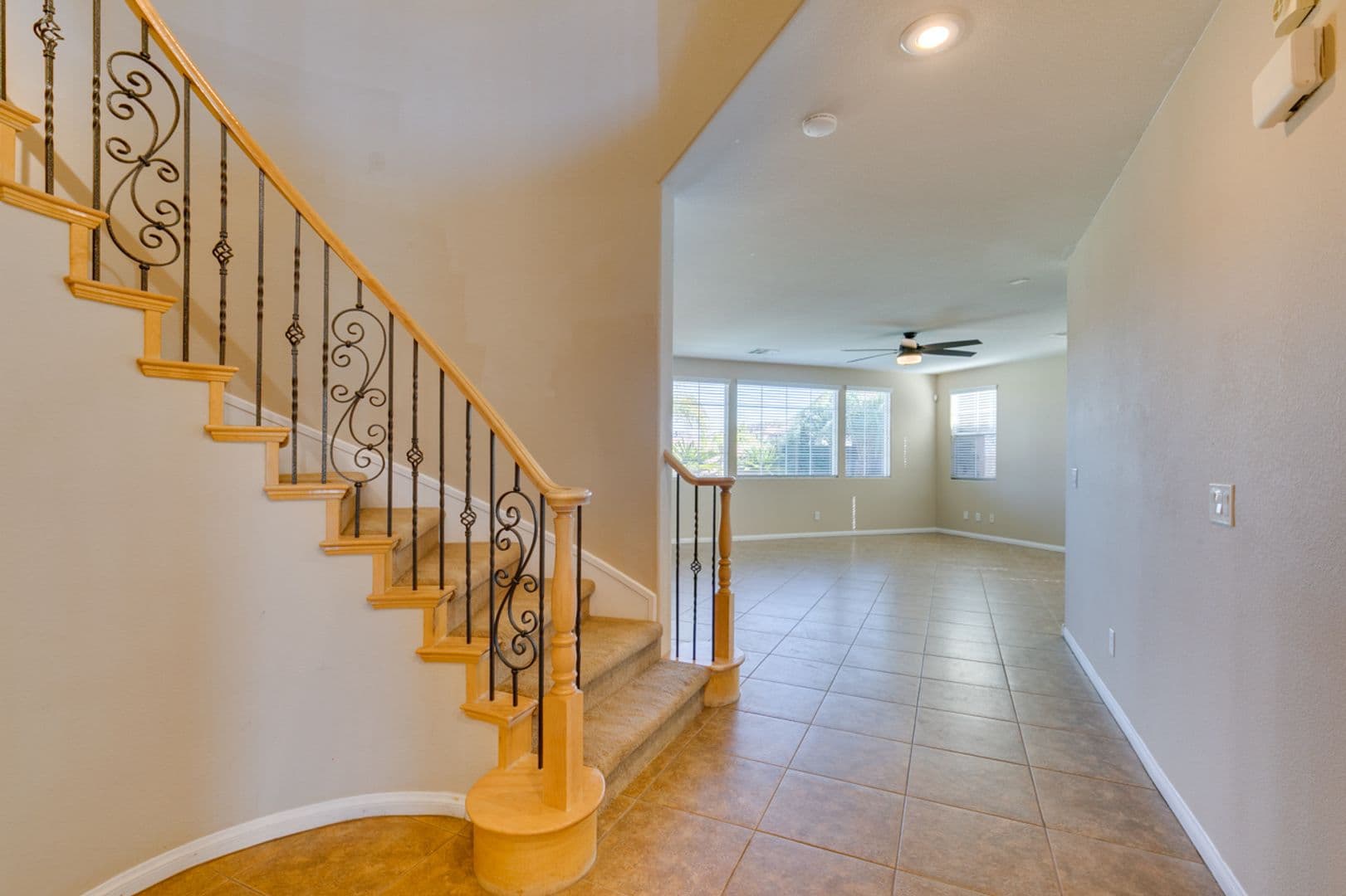 Henderson House: 1178 Yellow Orchid St