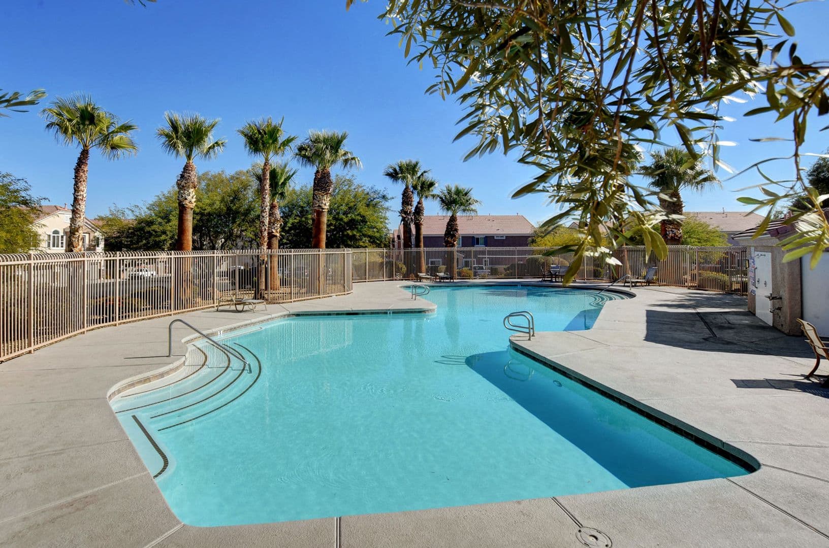 Las Vegas Townhome: 8744 Traveling Breeze Ave