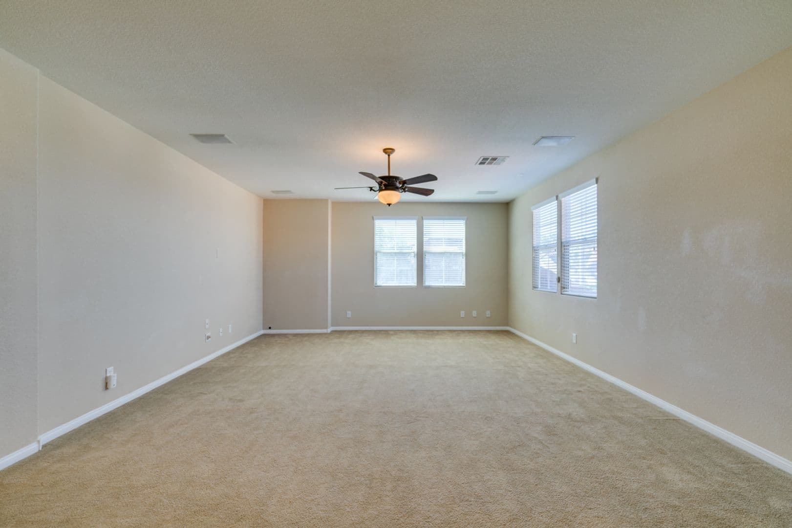 Henderson House: 1178 Yellow Orchid St