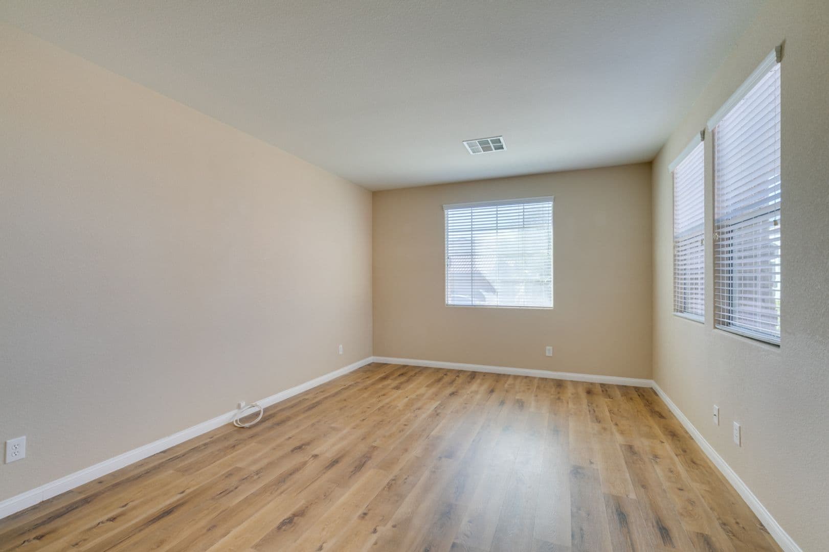 Henderson House: 1178 Yellow Orchid St