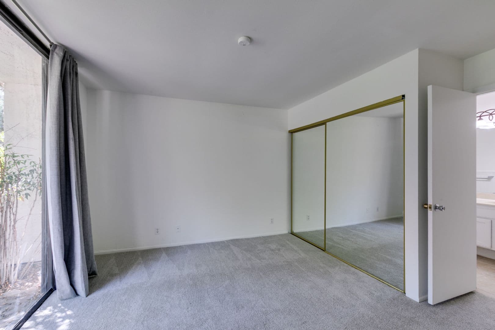 Las Vegas Townhome: 3452 Pino Cir