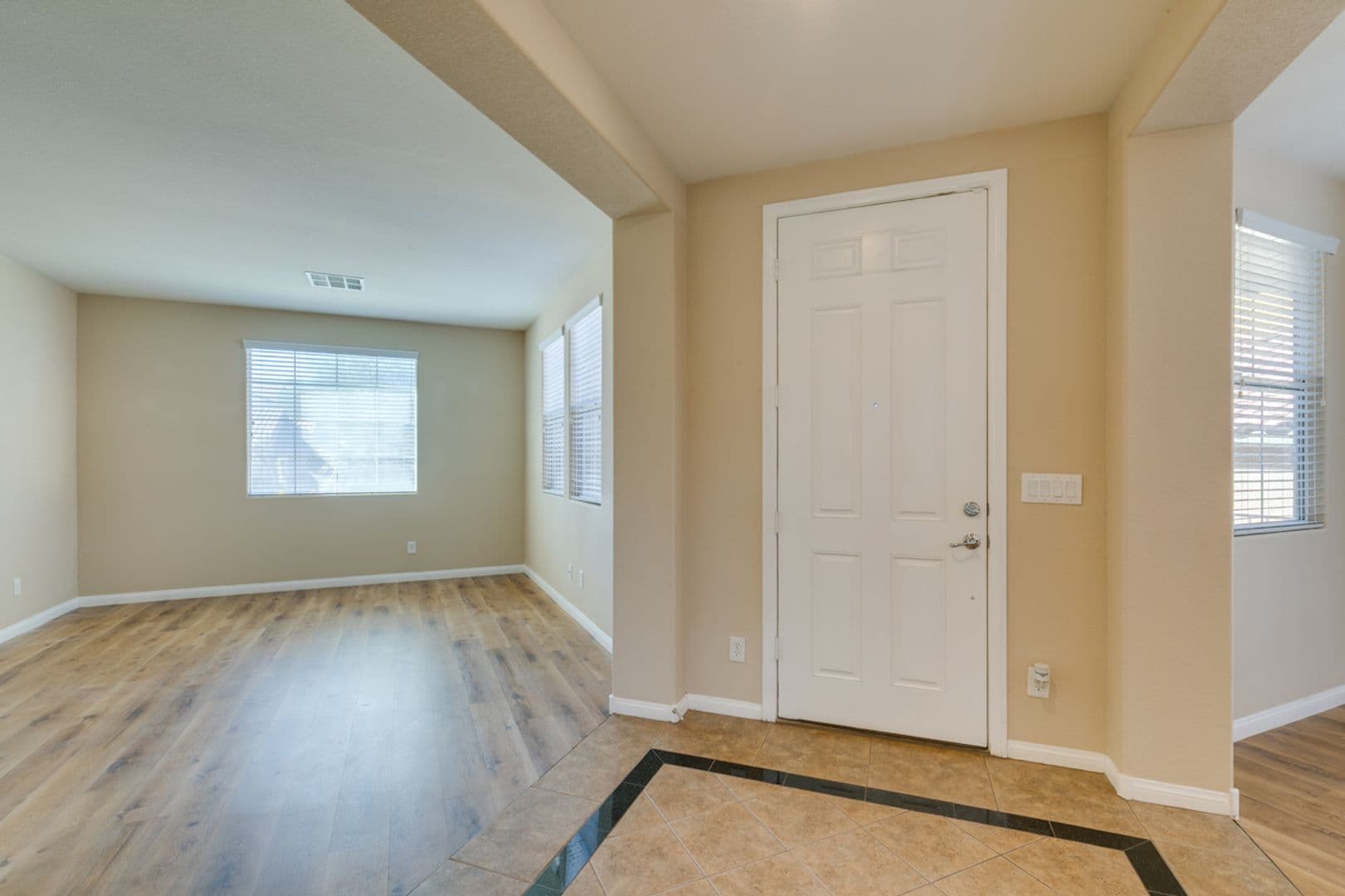 Henderson House: 1178 Yellow Orchid St