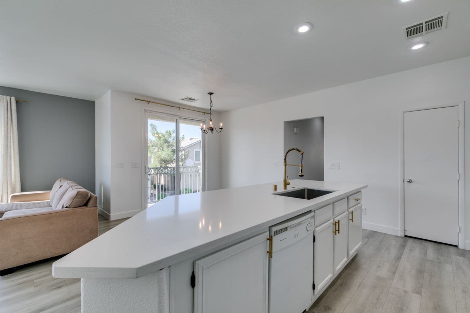 Las Vegas Townhome: 6255 W Arby