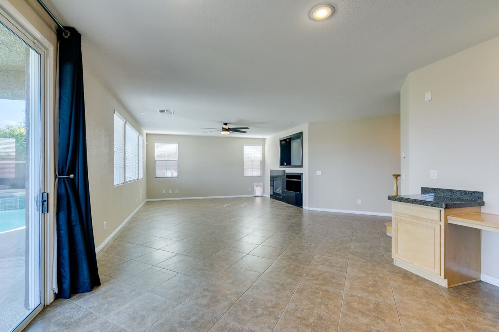 Henderson House: 1178 Yellow Orchid St