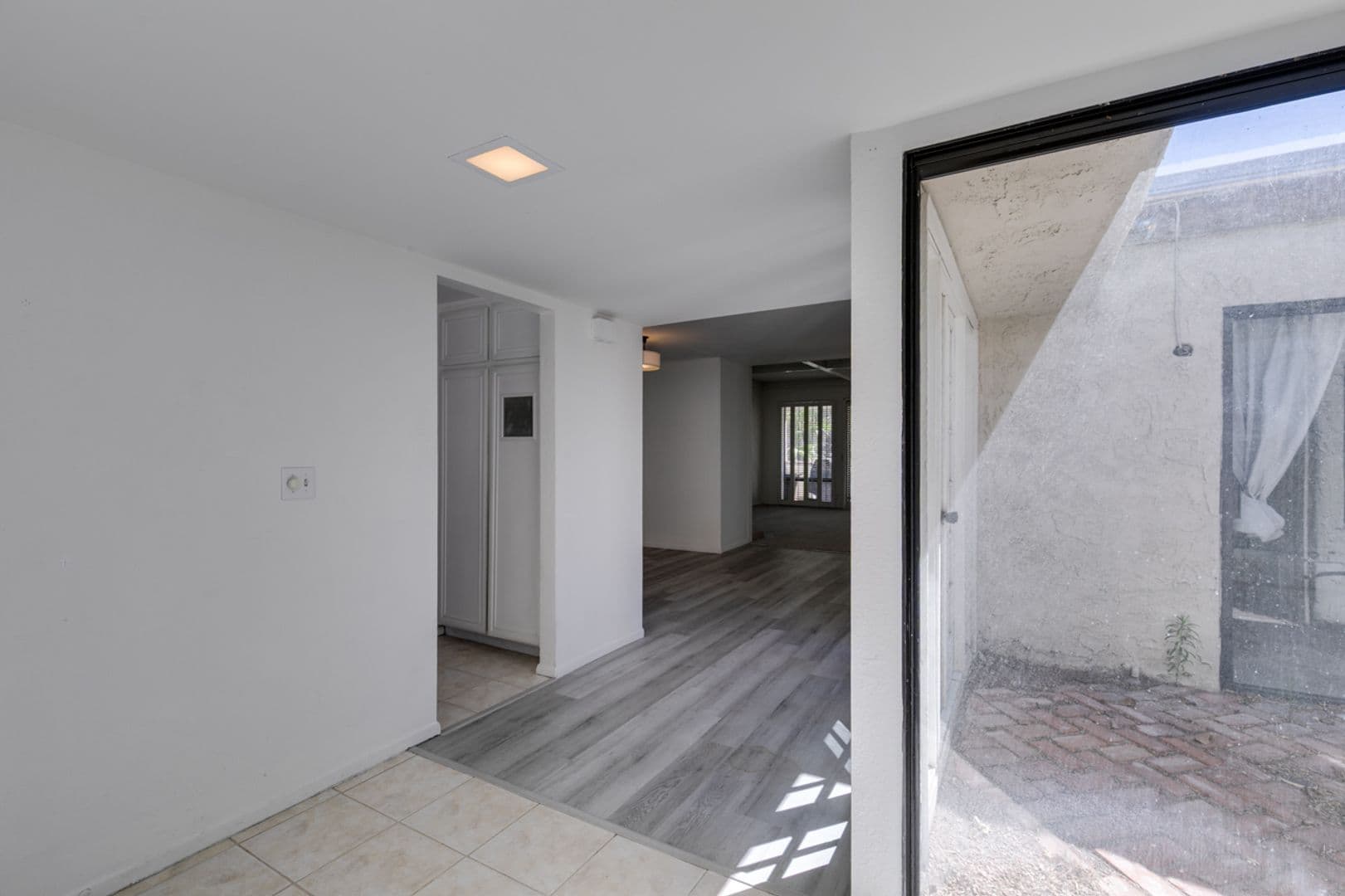 Las Vegas Townhome: 3452 Pino Cir