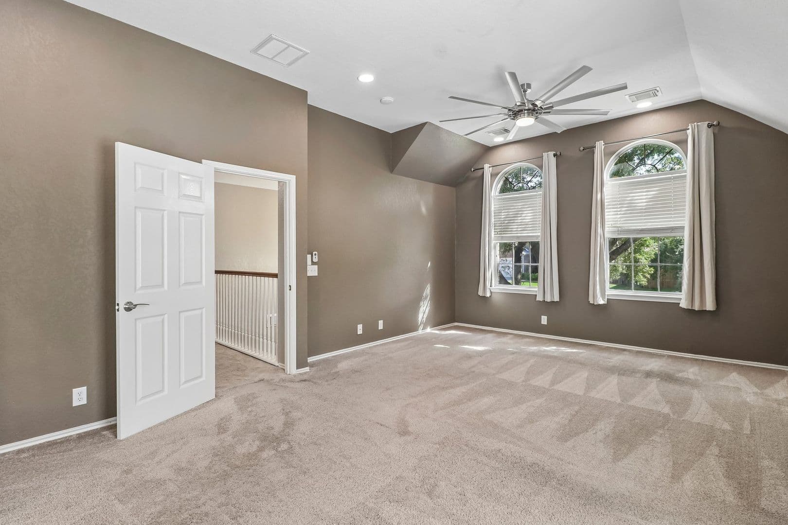 Schertz House: 3904 Arroyo Seco