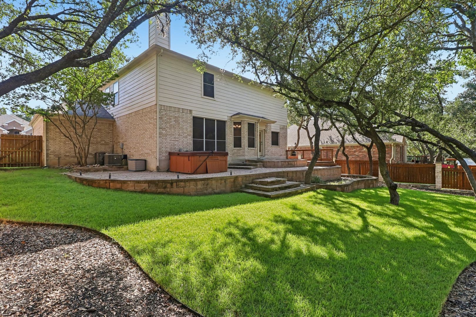 Schertz House: 3904 Arroyo Seco